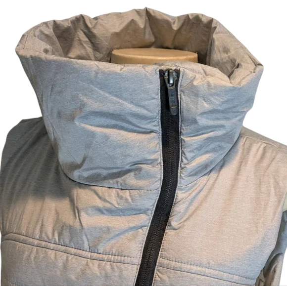 Zella Gray Asymmetrical Zip Funnel Neck PrimaLoft Puffer Vest Women's Medium - Picture 12 of 17